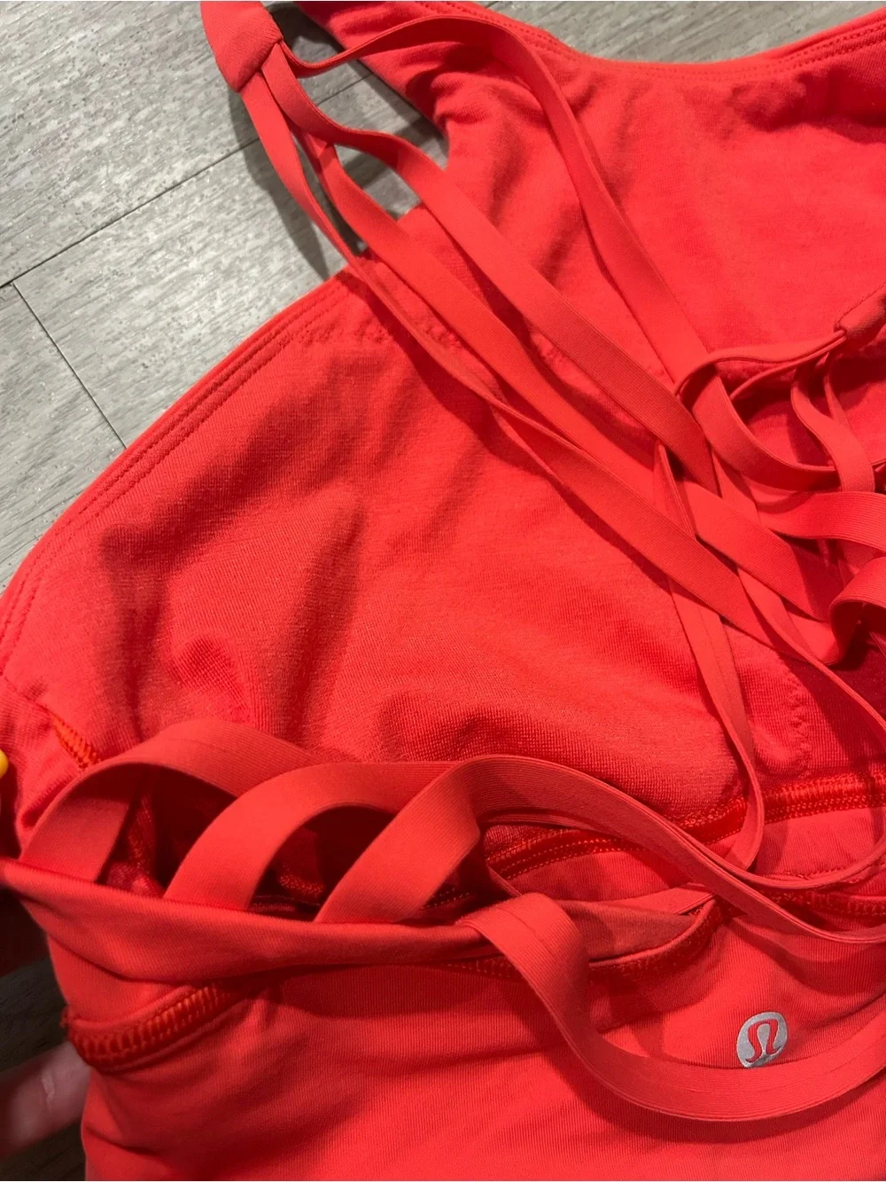 Lululemon women’s coral red free to be moved high neck sports bra size 6